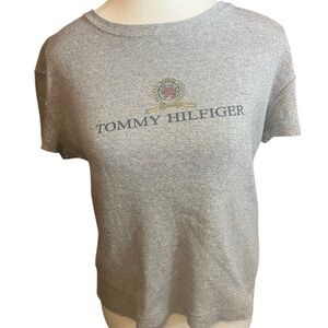 90s vintage baby tee Tommy Hilfiger grey crested XL